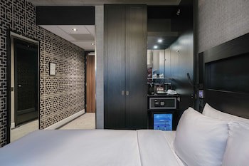 Doubletree By Hilton Hotel Amsterdam - Ndsm Wharf
