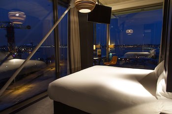 Doubletree By Hilton Hotel Amsterdam - Ndsm Wharf