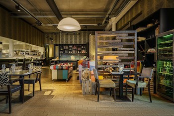Doubletree By Hilton Hotel Amsterdam - Ndsm Wharf