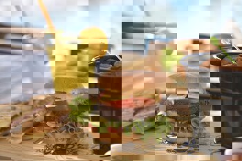 Kemerlihan Deluxe Hotel