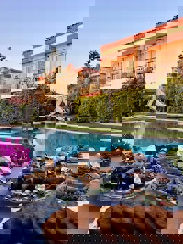 Kemerlihan Deluxe Hotel