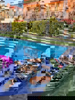 Kemerlihan Deluxe Hotel