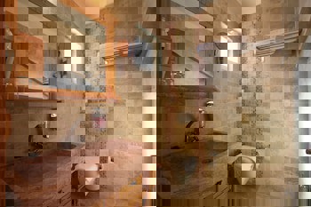 Kemerlihan Deluxe Hotel