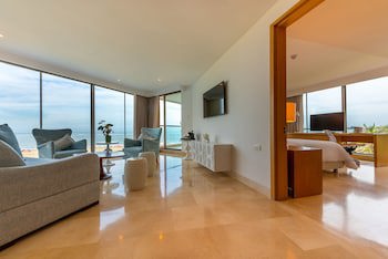 Radisson Cartagena Ocean Pavillion Hotel