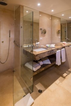 Radisson Cartagena Ocean Pavillion Hotel