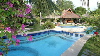 Dolphin House