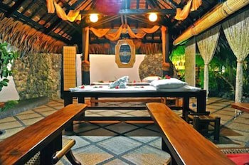Dolphin House
