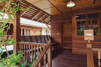 Maikaew Damnoen Resort