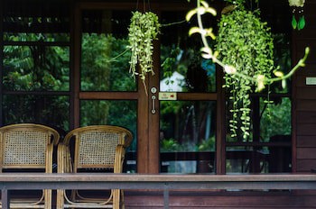 Maikaew Damnoen Resort