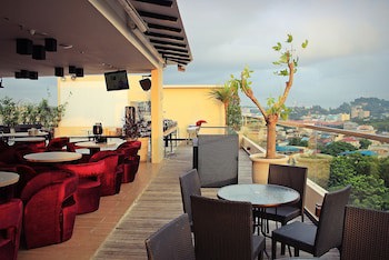 Biz Hotel Batam
