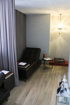 Esuites Savassi Toscanini