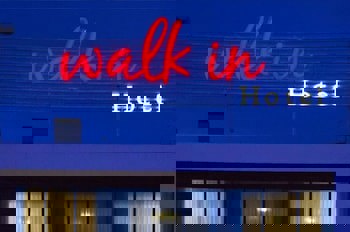 Walk In Hotel