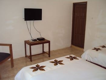 Banana Leaf Bungalows