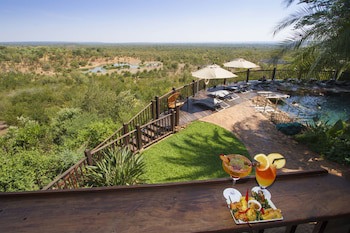 Victoria Falls Safari Suites