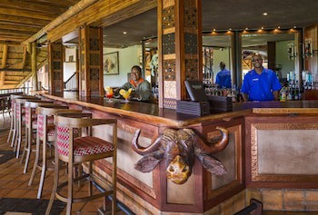 Victoria Falls Safari Suites