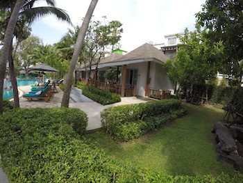 Bann Pantai Resort