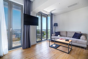 Glyfada Riviera Hotel
