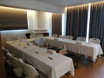 Glyfada Riviera Hotel