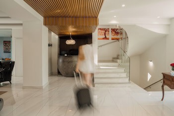 Glyfada Riviera Hotel fotoğrafı