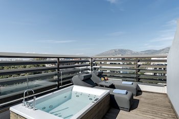 Glyfada Riviera Hotel
