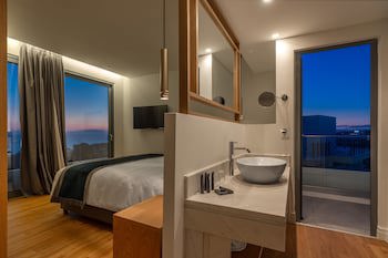 Glyfada Riviera Hotel