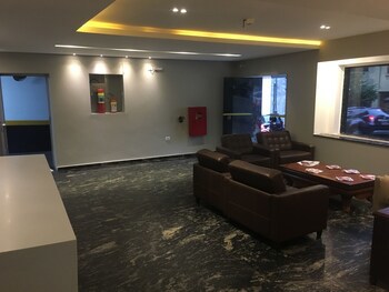 Hotel Cardim Plaza