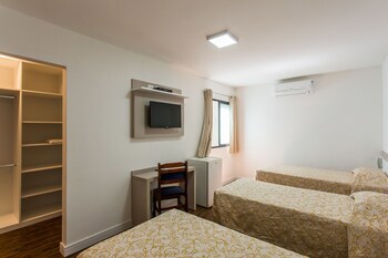 Hotel Cardim Plaza