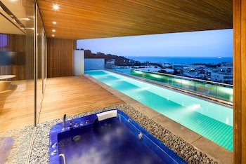 Bayhill Pool & Villa