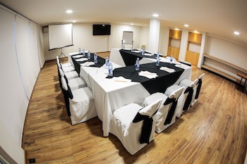 Perla Central Hotel