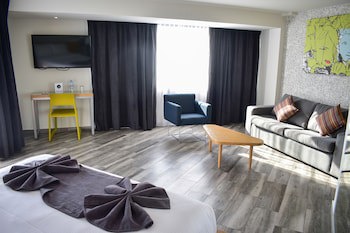 Perla Central Hotel
