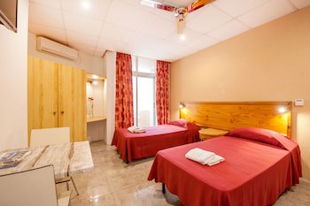 Alborada Aparthotel