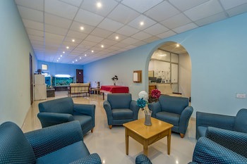 Alborada Aparthotel