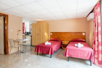 Alborada Aparthotel