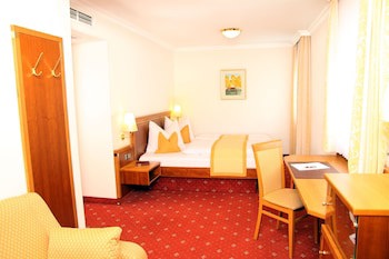Hotel am Schloßpark Zum Kurfurst galeri fotoğrafı