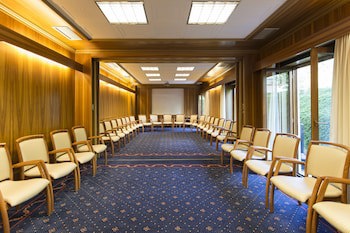 Hotel am Schloßpark Zum Kurfurst galeri fotoğrafı