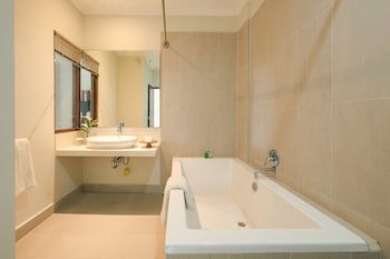 Artini Bisma Ubud Hotel