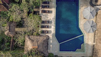 Artini 2 Cottages