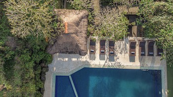 Artini 2 Cottages