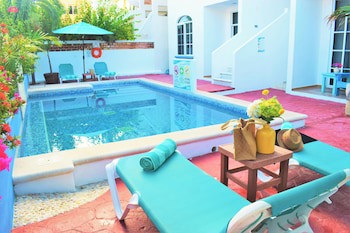 Corales Suites