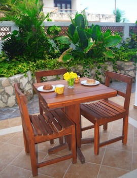 Corales Suites