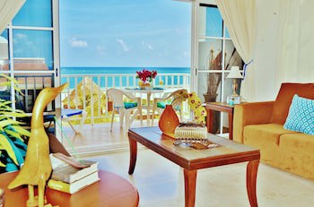 Corales Suites