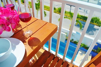 Corales Suites