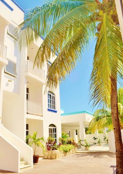 Corales Suites