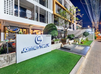 The Jomtien Twelve