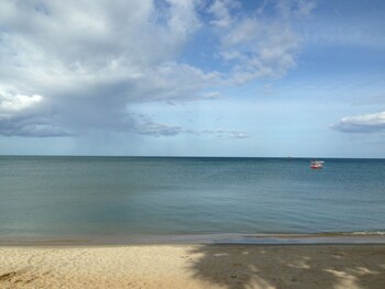 Sunshine Paradise Resort