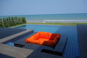 Sunshine Paradise Resort