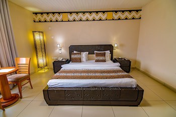 The Country Lodge Hotel