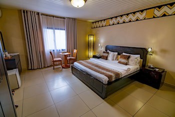 The Country Lodge Hotel