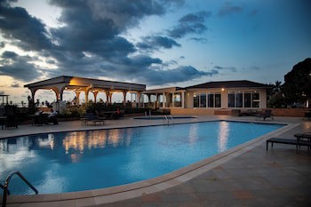 The Country Lodge Hotel
