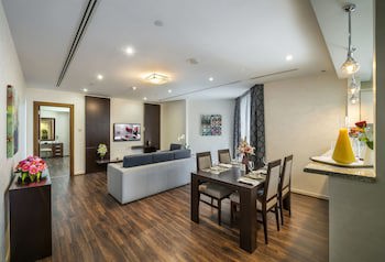 City Premiere Marina Hotel Apar
